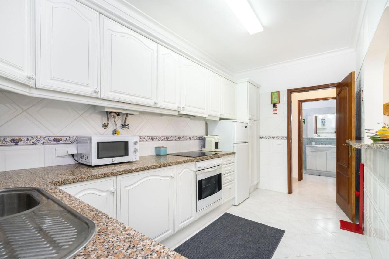 Lovelystay - Casa Da Pinheira Albufeira Bagian luar foto